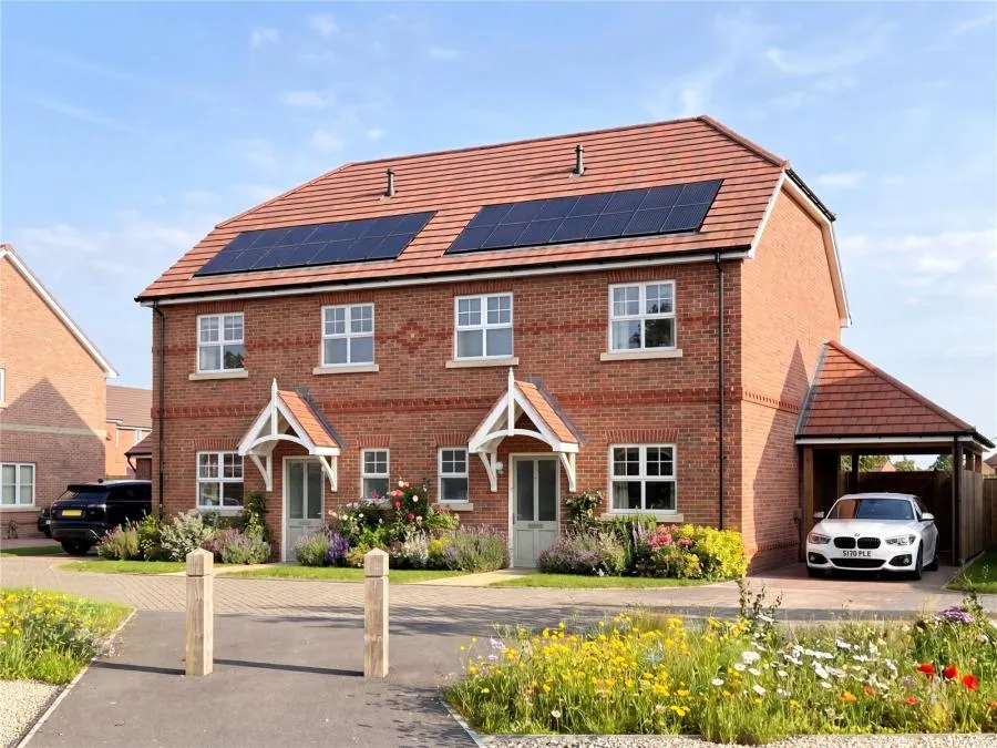 3 bed house for sale, Winterbrook Meadows, Wallingford, OX10