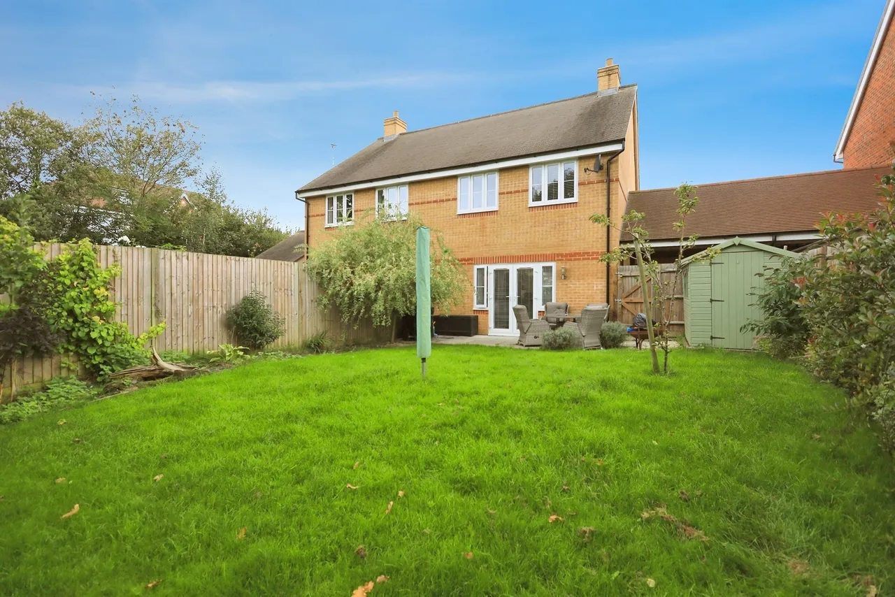 3 bed house for sale, Primrose Way, Polegate, BN26
