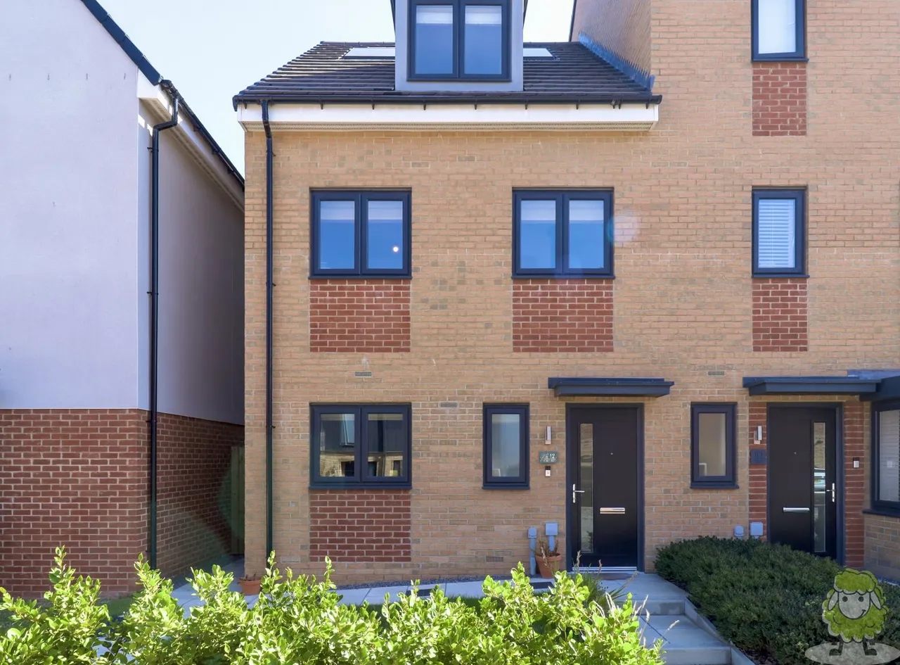 Rose Hill Drive, South Shields, NE33, photo 24