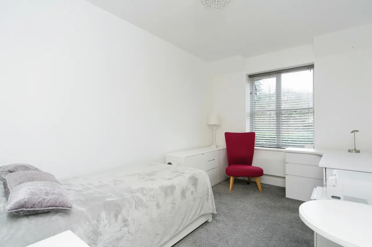 Victoria Park, Colwyn Bay, LL29, photo 12