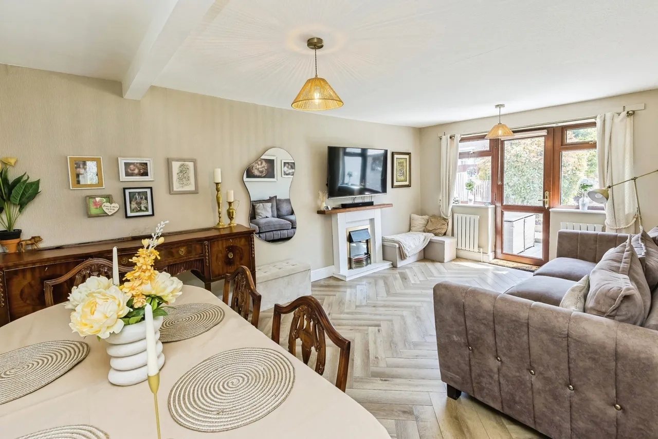 Barkhill Road, Vicars Cross, CH3, photo 5