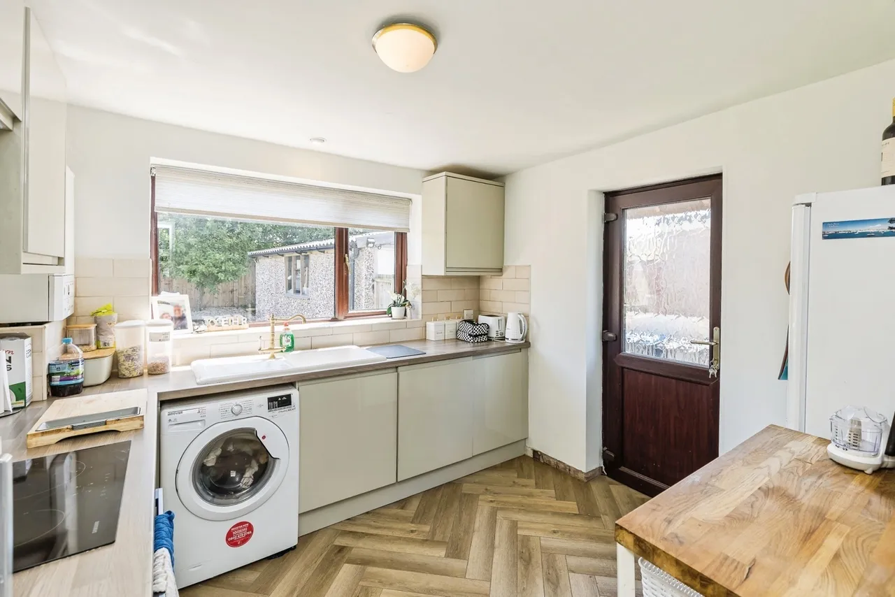 Barkhill Road, Vicars Cross, CH3, photo 8