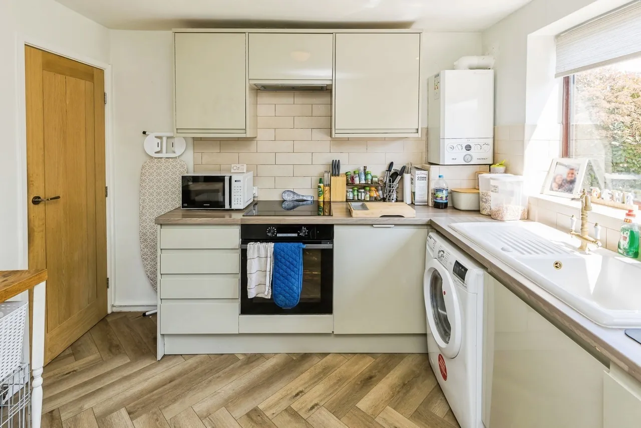 Barkhill Road, Vicars Cross, CH3, photo 7