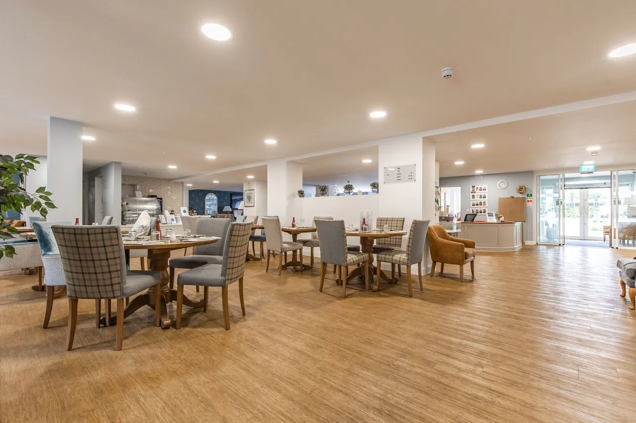 Bright South Facing Apartment in Huns, photo 7