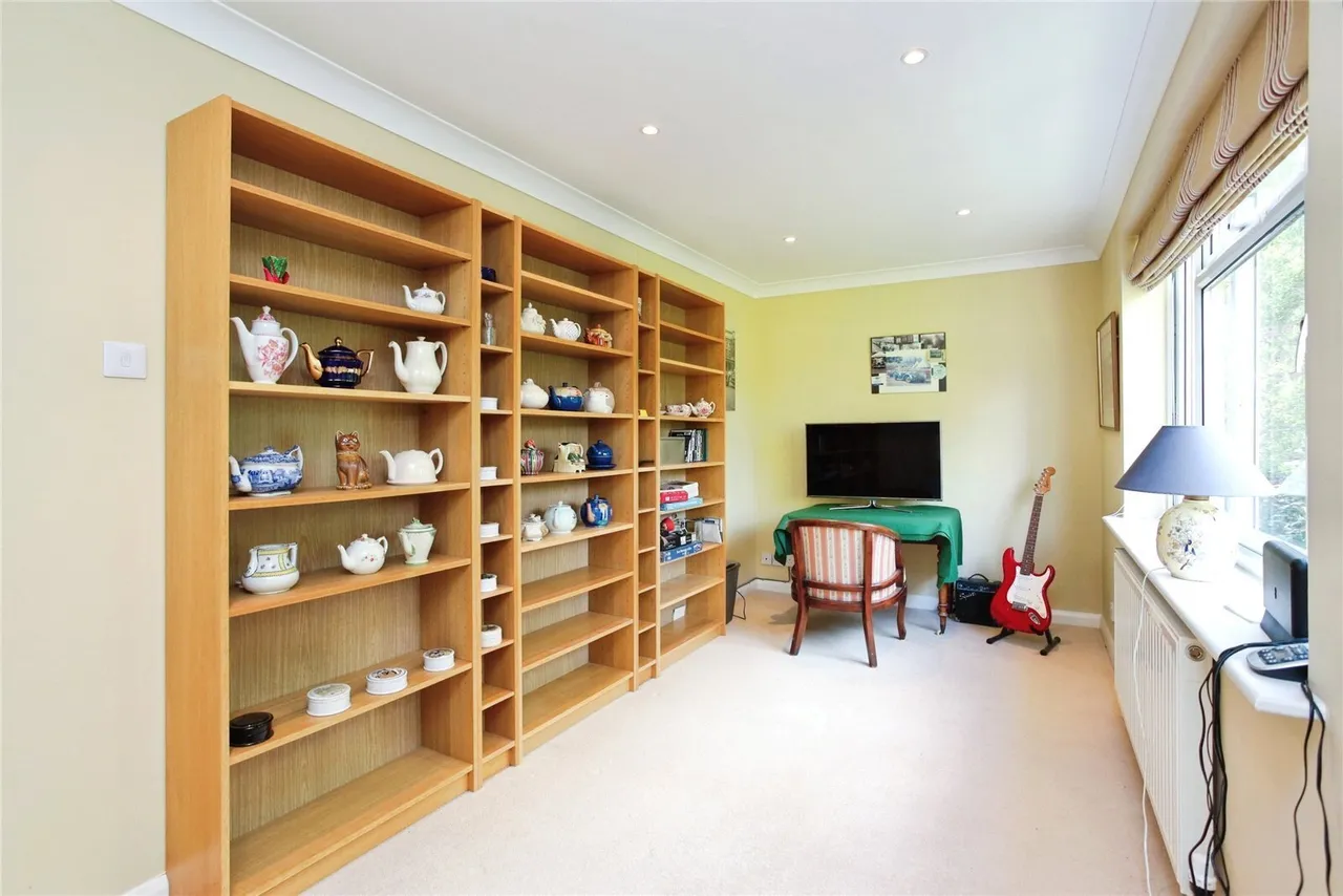 Oakfield, Hawkhurst, TN18, photo 9