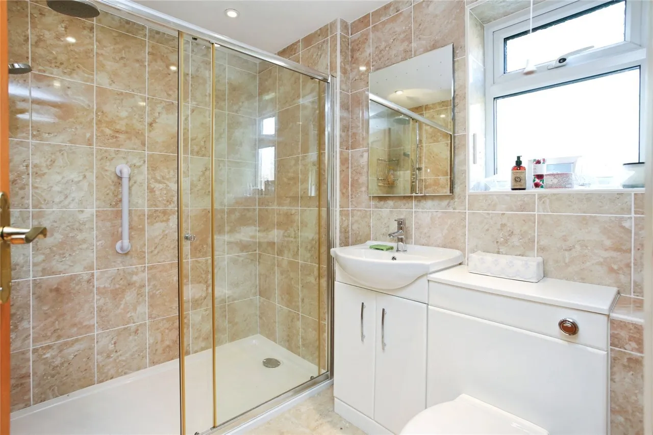 Oakfield, Hawkhurst, TN18, photo 12
