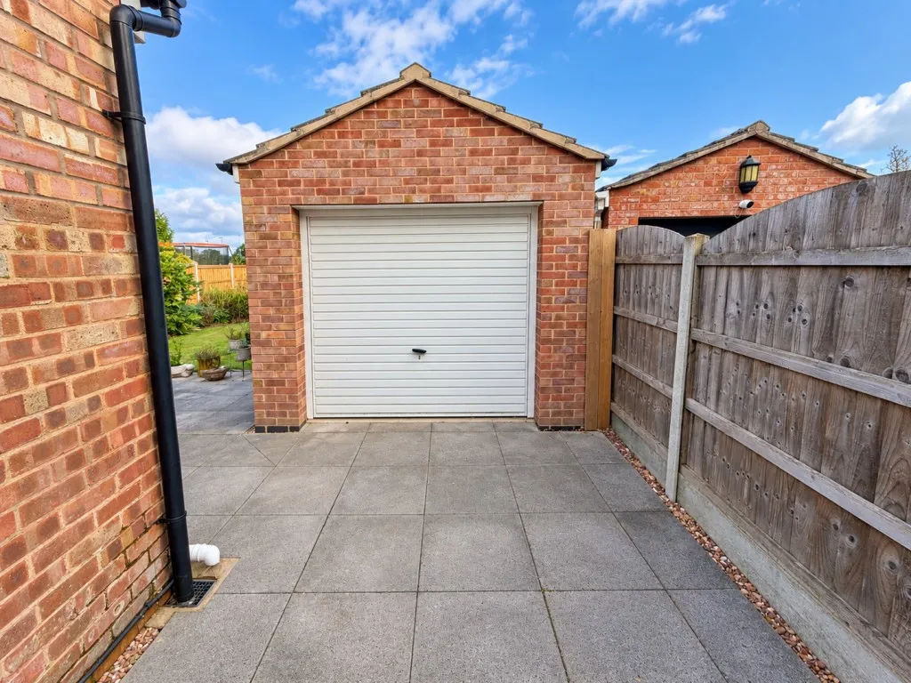 Lower Hillmorton Road, Rugby, photo 17