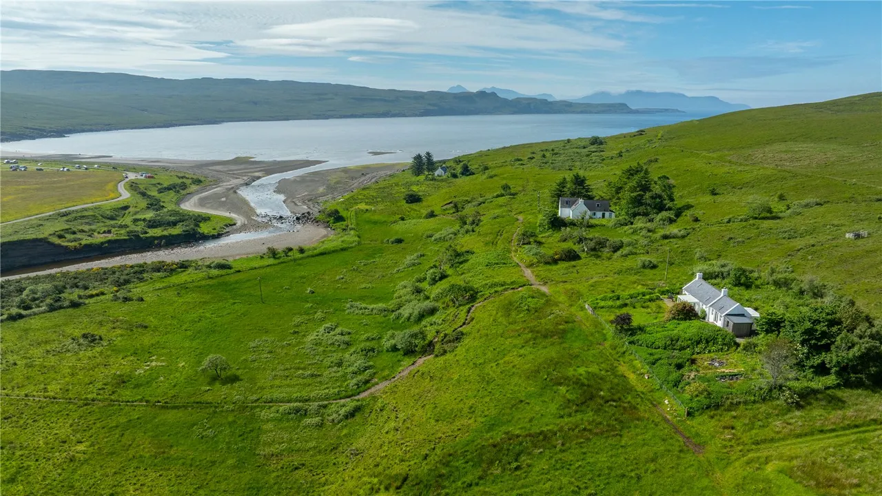 2 bed house for sale — Rowan Cottage, Glenbrittle, Carbost, Isle of Skye, IV47 8TA