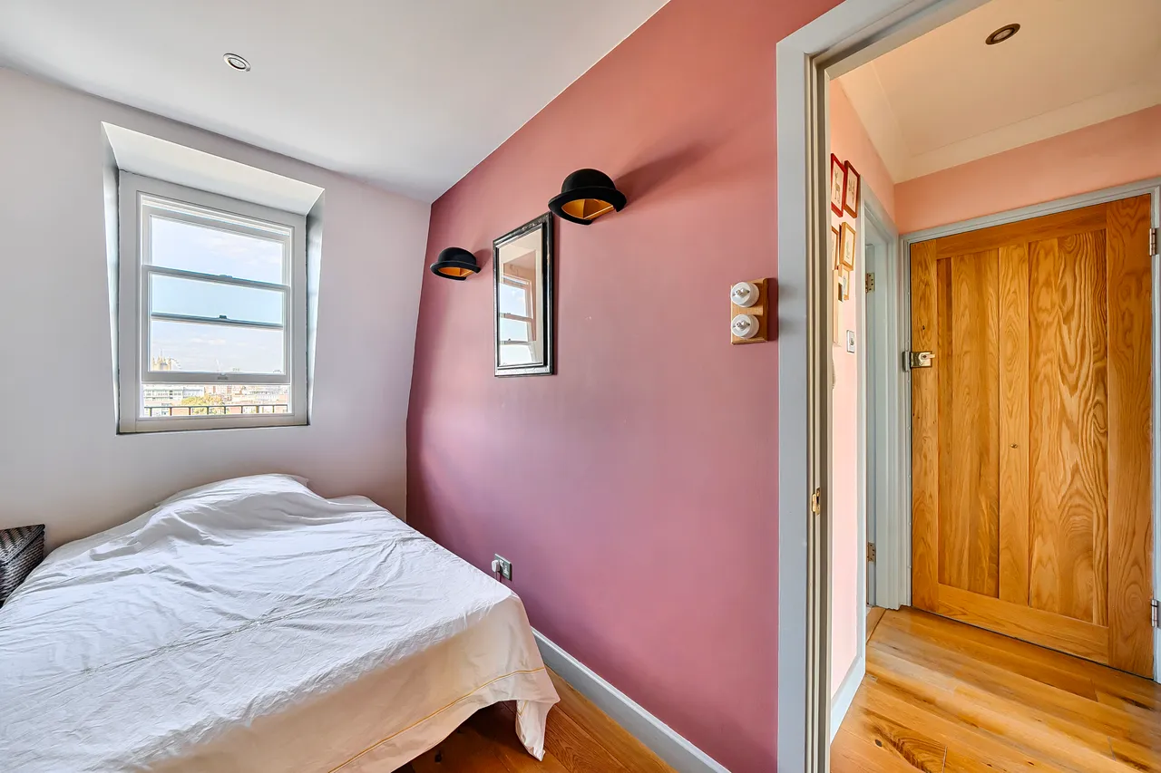 Flat 7, 23 St Georges Square, London, photo 8