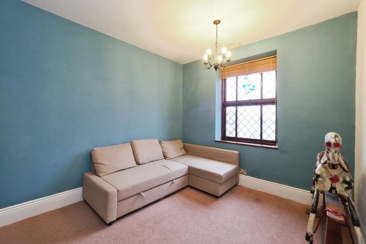 Chesterfield Road, Huthwaite, NG17, photo 12