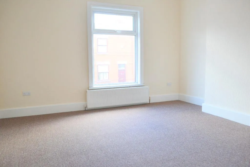 Bradshaw Street, Whelley, WN1, photo 9