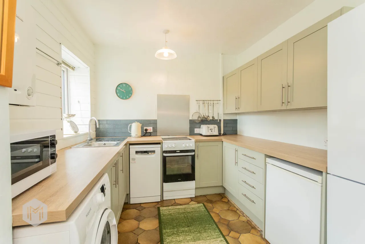 Overdale, Swinton, Manchester, M27 5NZ, photo 3