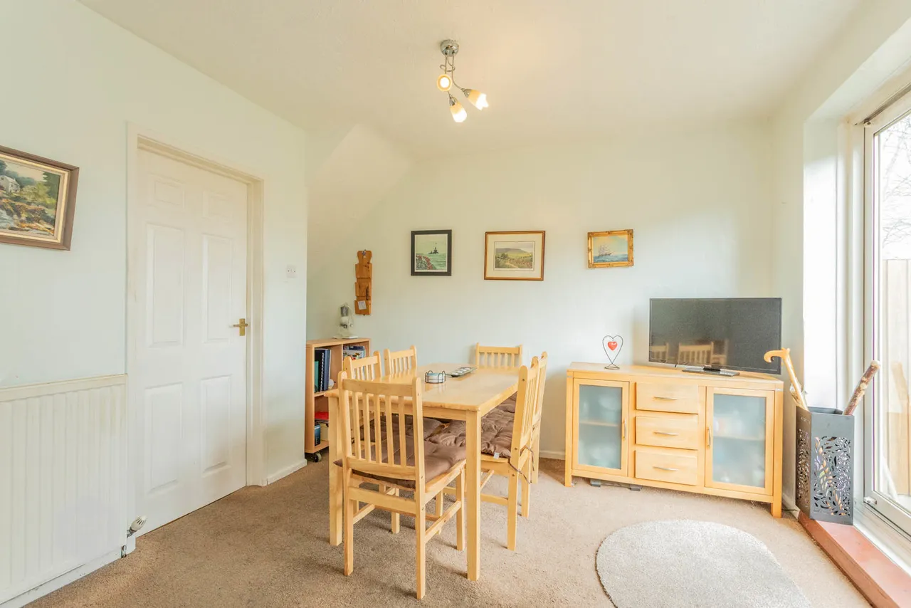 Overdale, Swinton, Manchester, M27 5NZ, photo 4