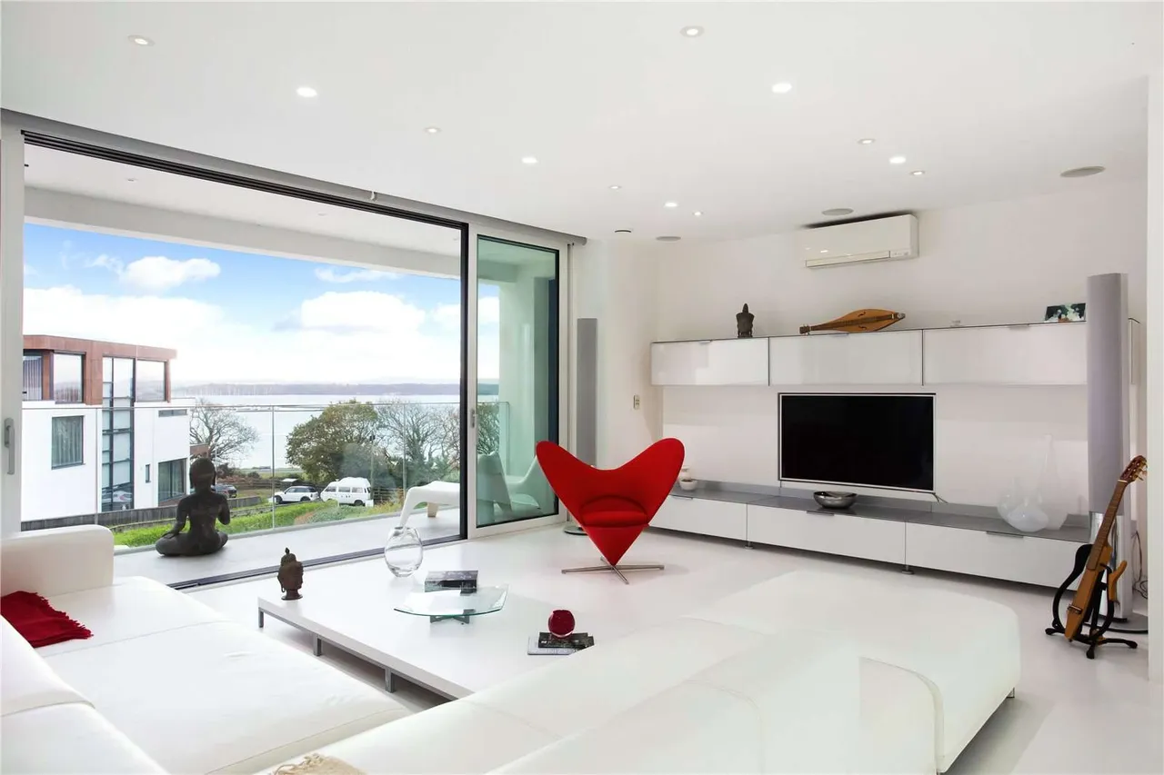 Whitecliff Road, Poole, Dorset, BH14 8DX, photo 4
