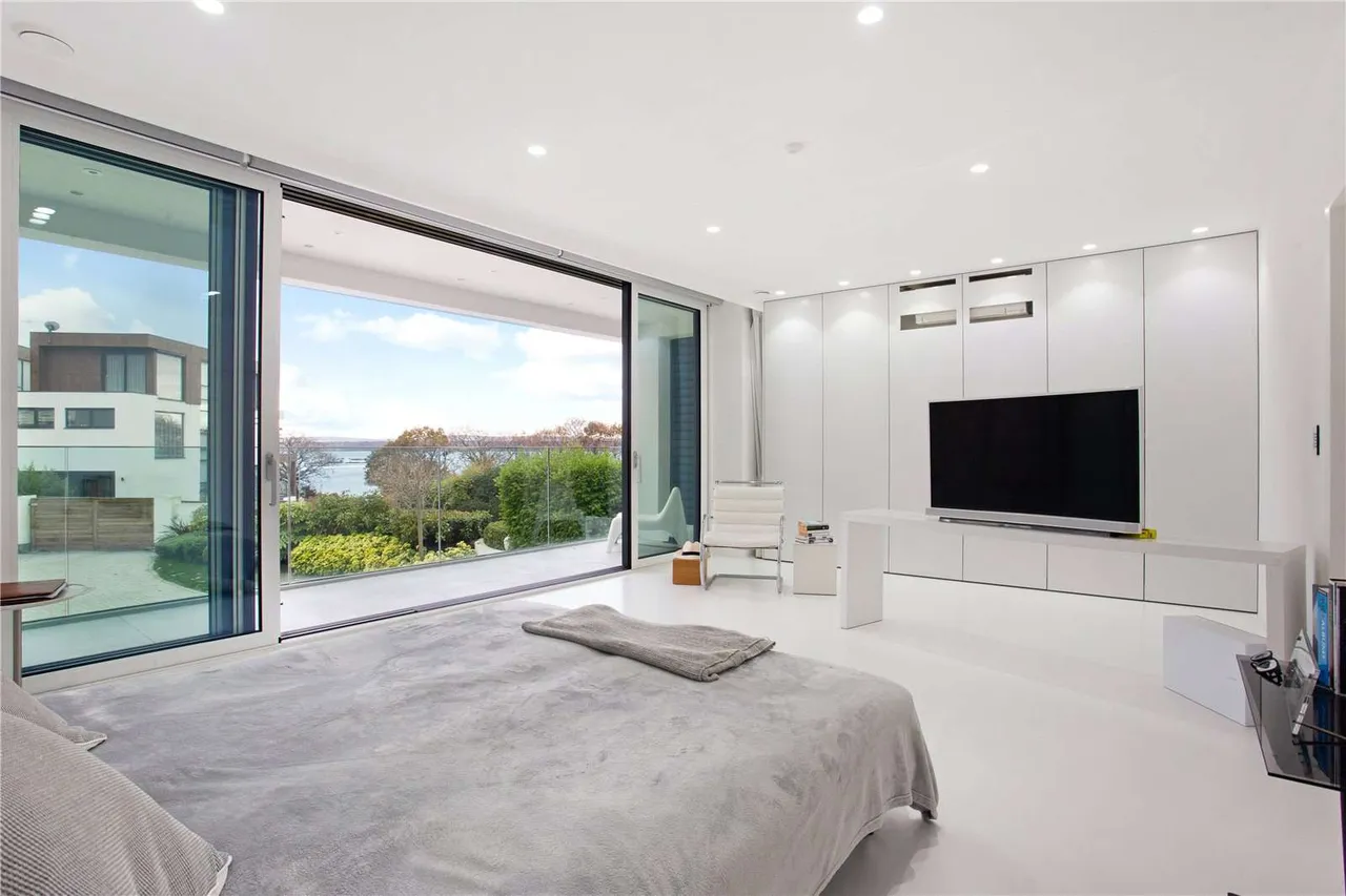 Whitecliff Road, Poole, Dorset, BH14 8DX, photo 12