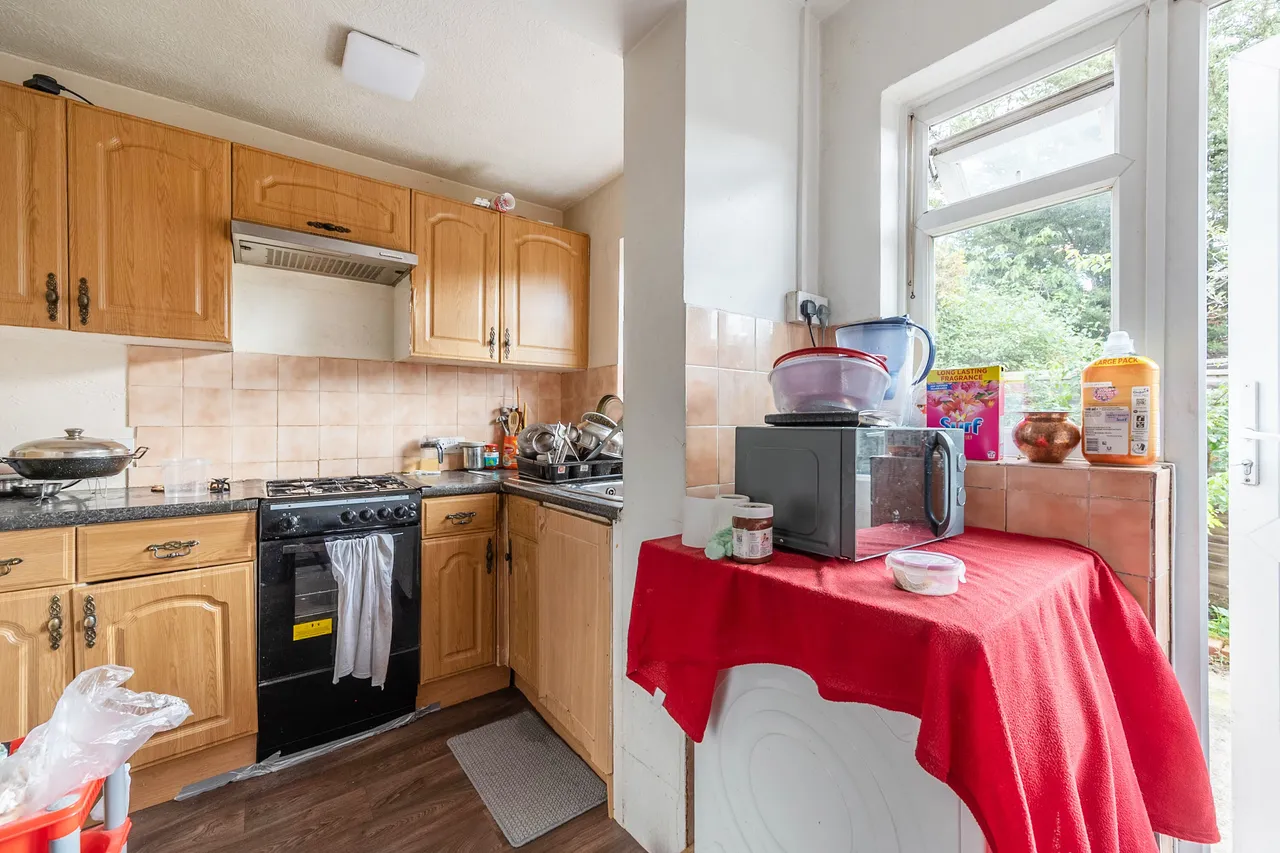 84 Roxeth Green Avenue, Harrow, photo 6