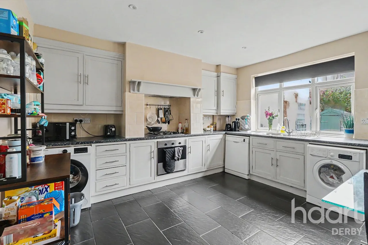 Leabrooks Road, Alfreton, DE55, photo 2