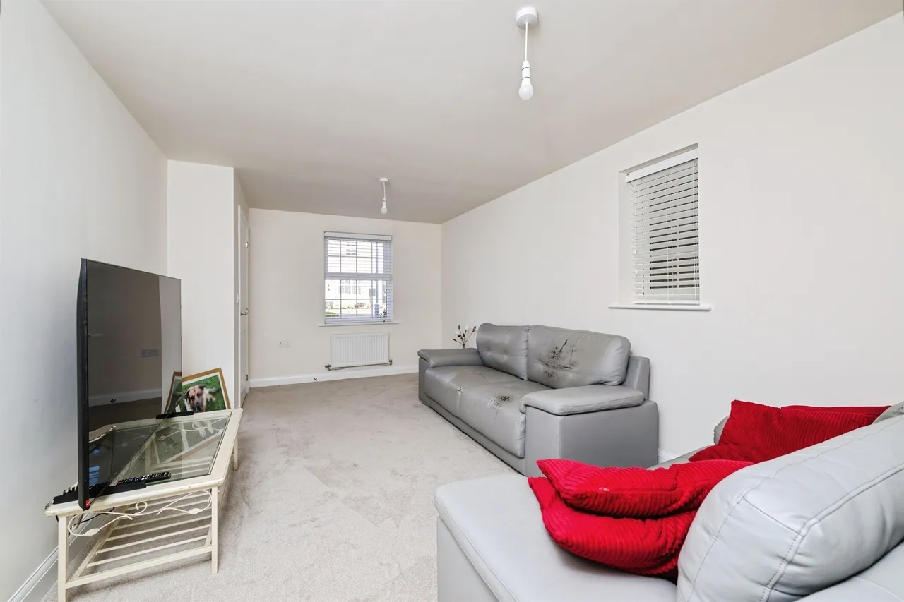 Lulworth Place, Peterborough, PE7, photo 7