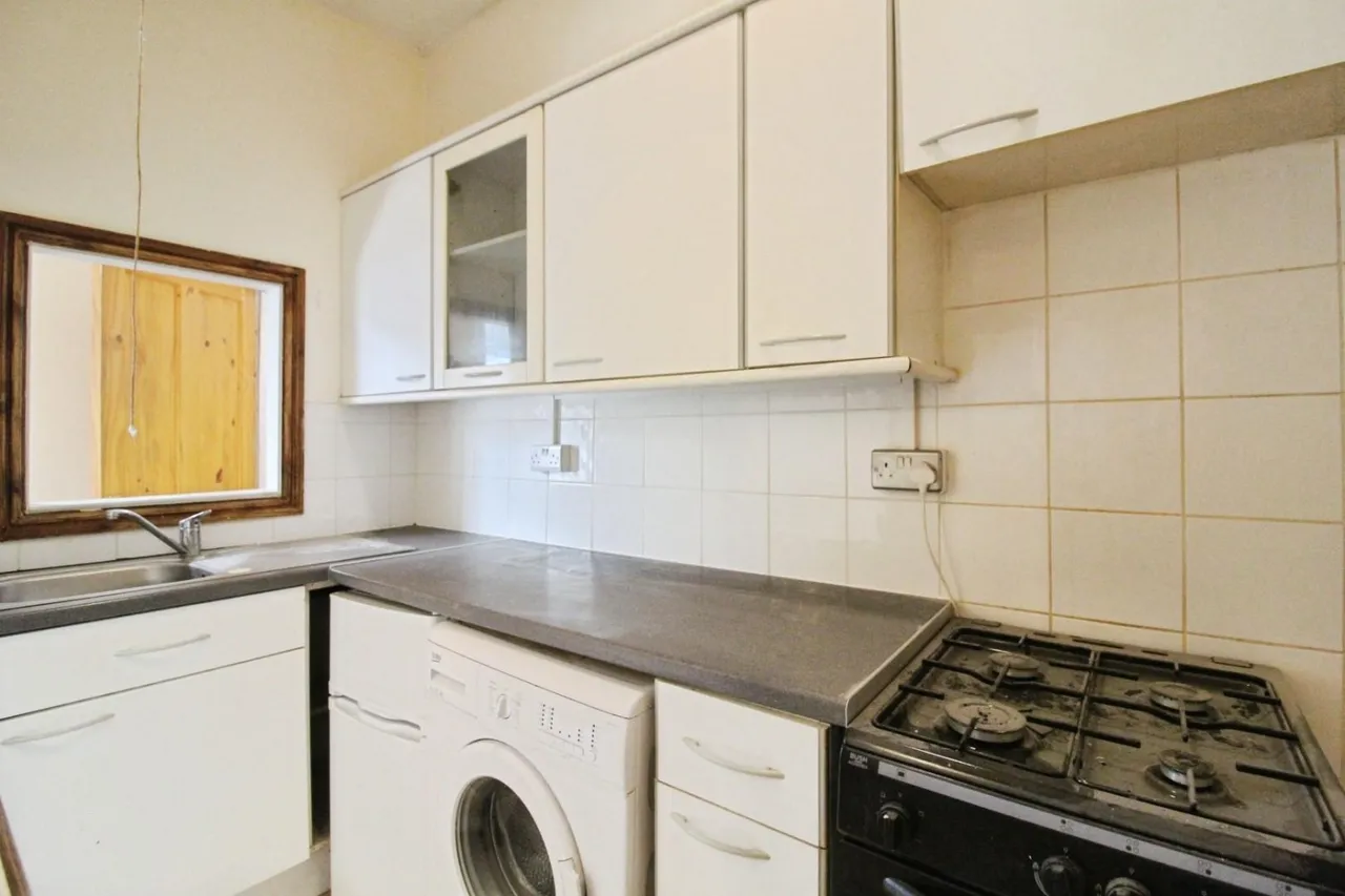 Bagley Lane, LS28 5LY, photo 4