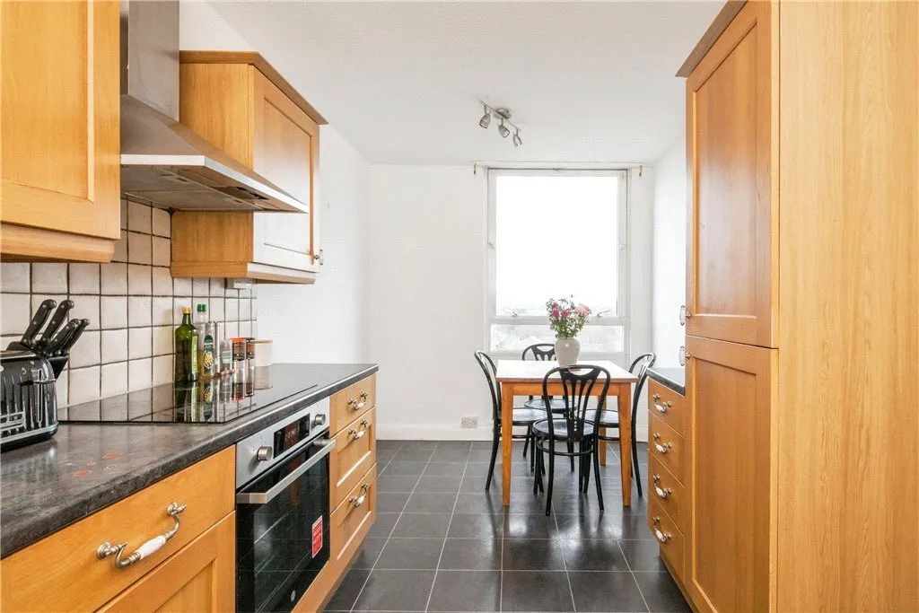 Bramlands Close, London, SW11, photo 7