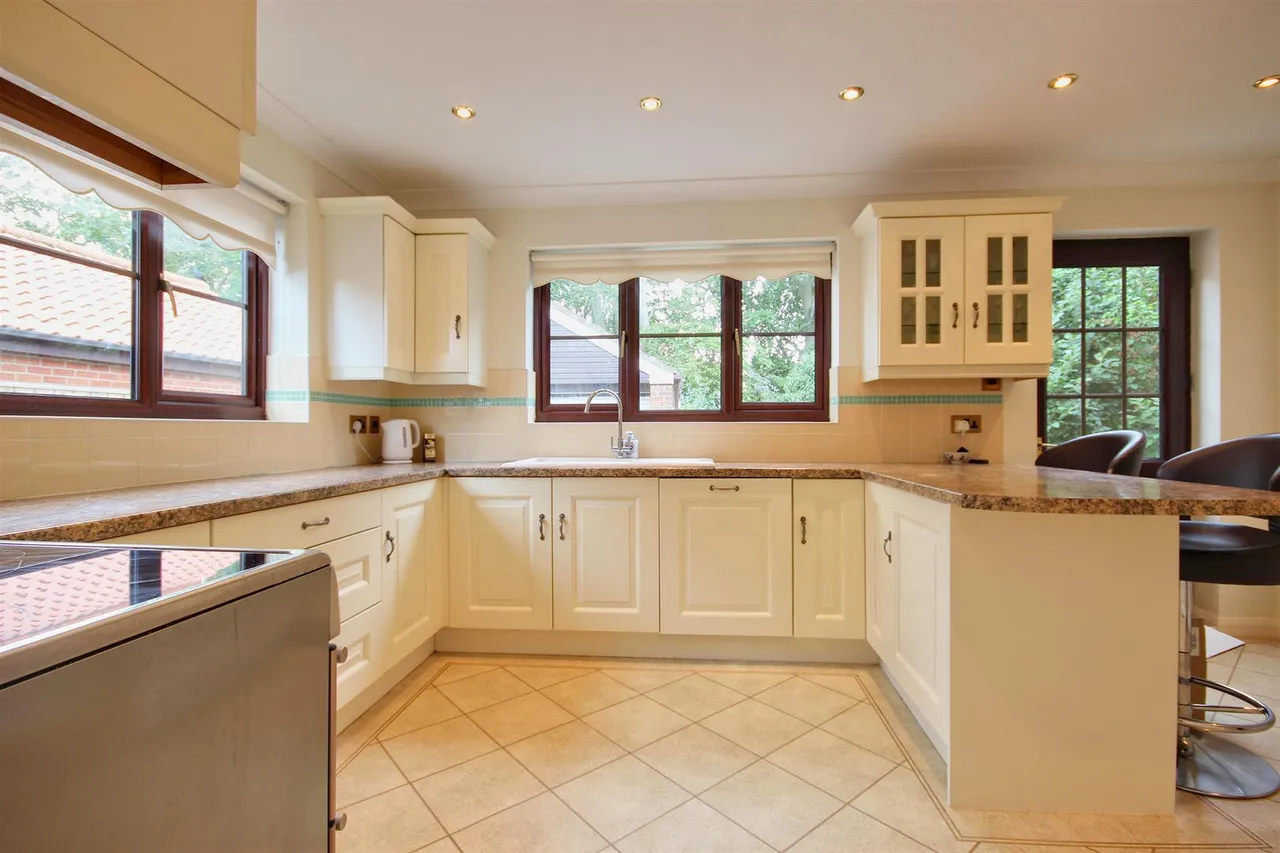 50 Cheyne Walk, Hornsea, photo 17