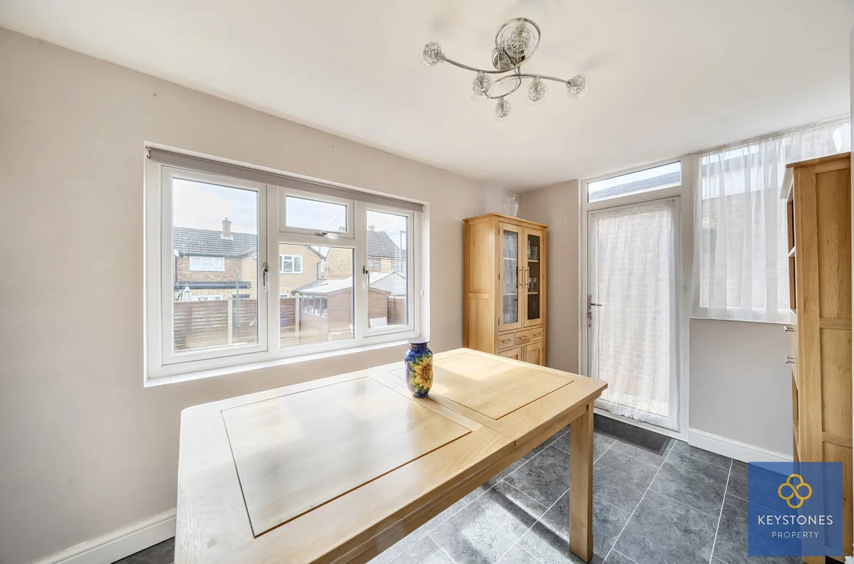 Hale End, Romford, RM3 7ED, photo 10