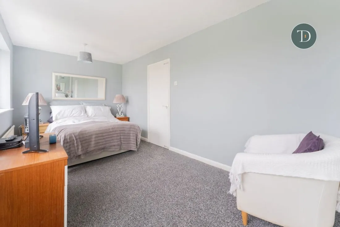 Thomas Close, Whitby, CH65 6TP, photo 16