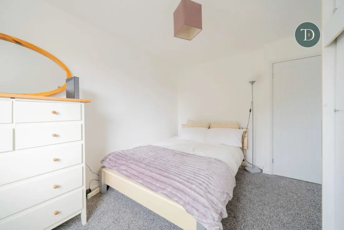 Thomas Close, Whitby, CH65, photo 20