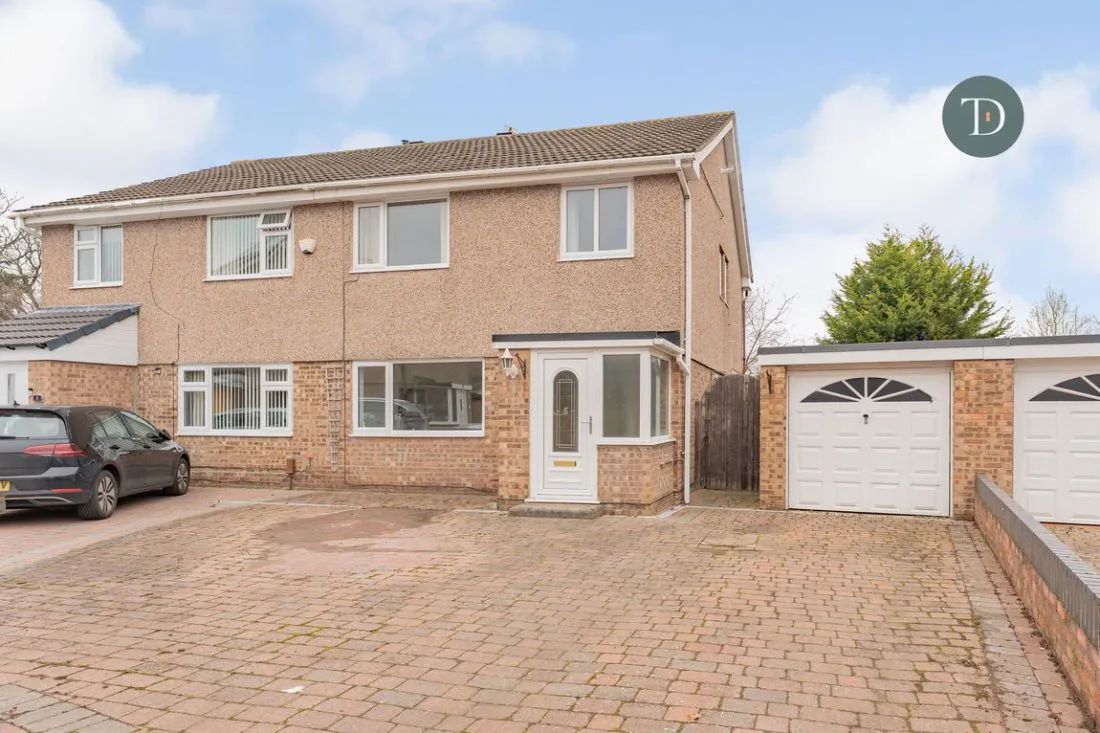 3 bed house for sale — Thomas Close, Whitby, CH65 6TP