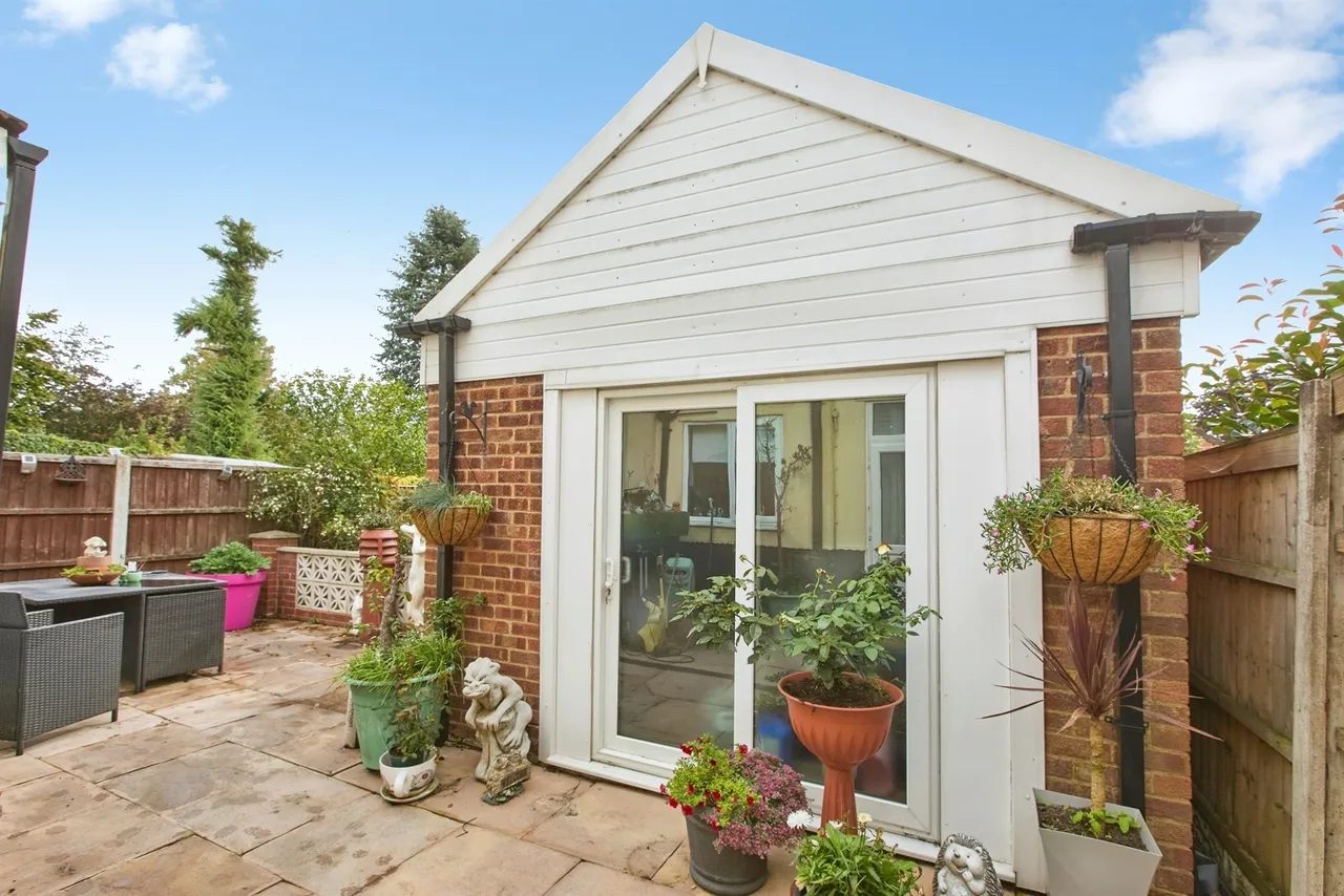 Field Lane, Alvaston, DE24, photo 17