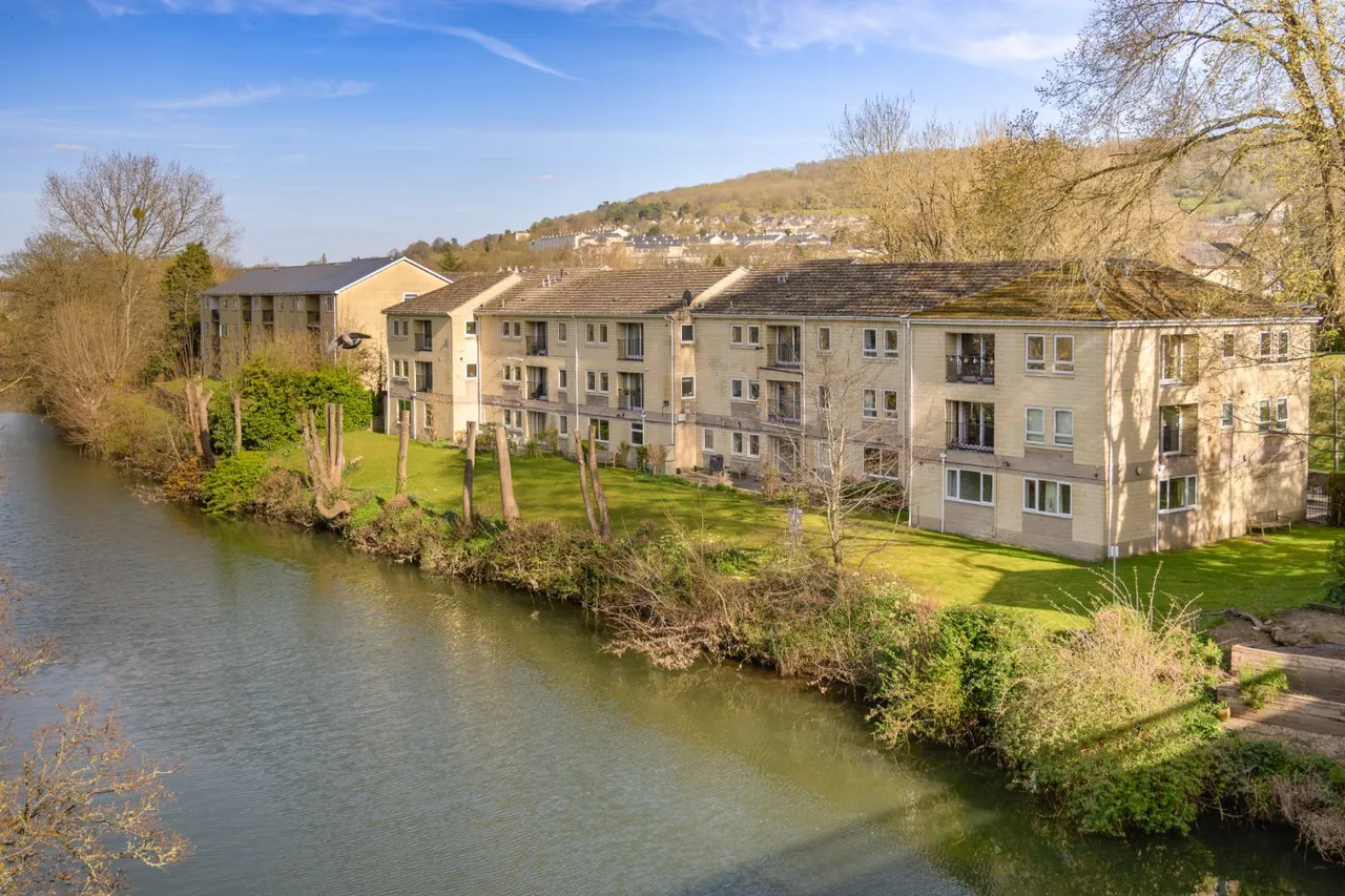 3 bed flat for sale — Forester Avenue, Bath, Somerset, BA2