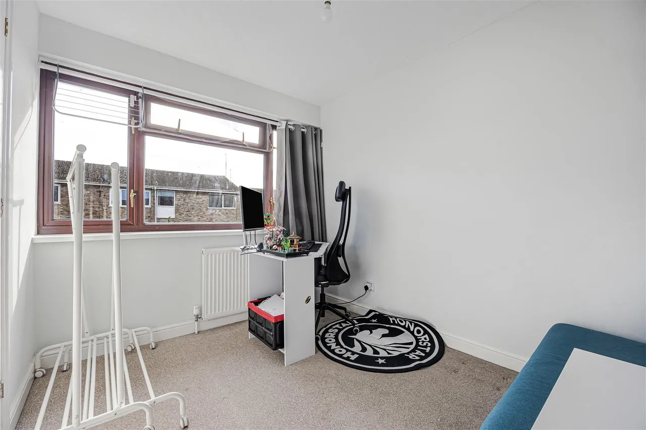 Gayhurst Close, Caversham, RG4, photo 15