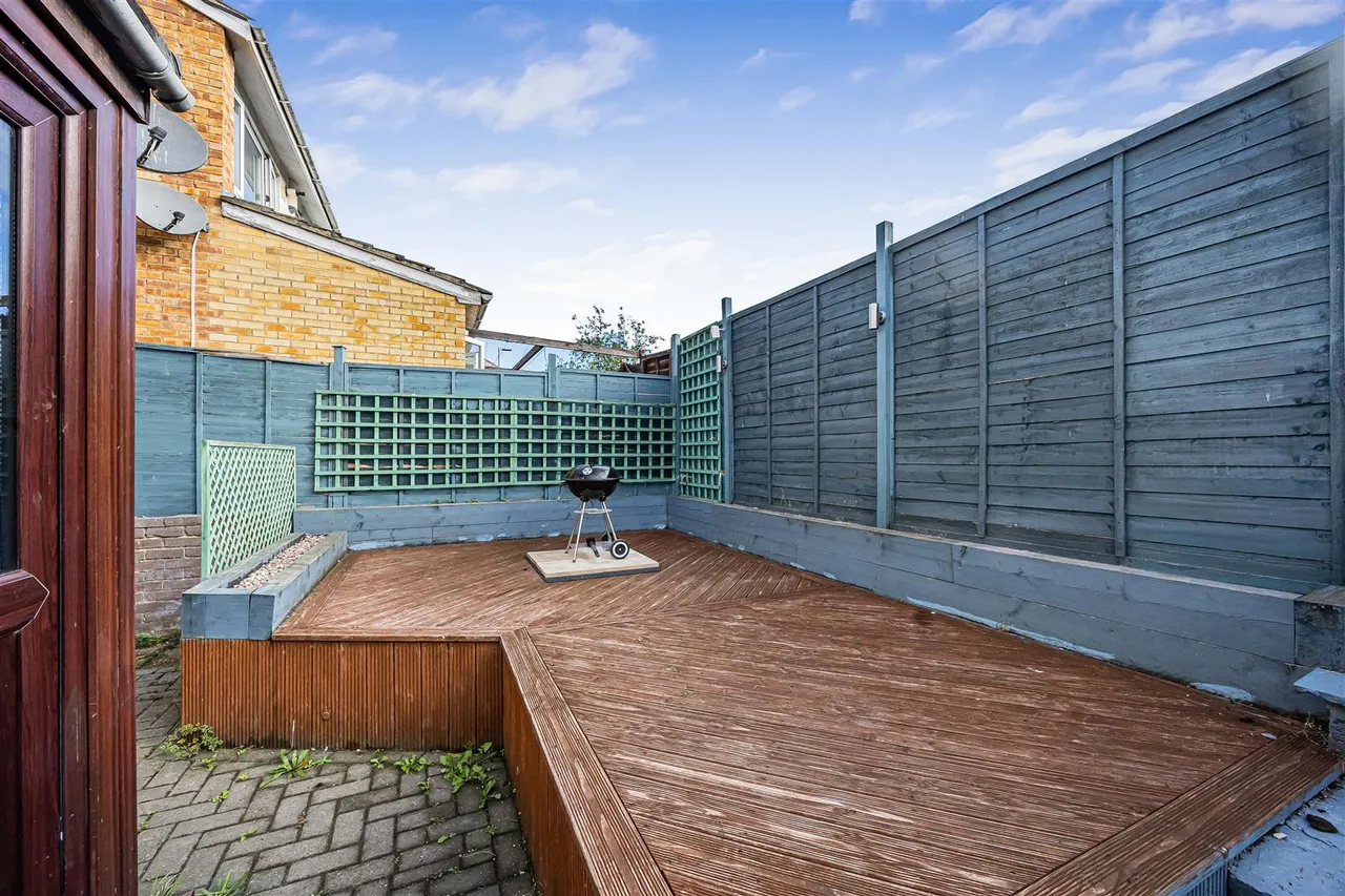 Gayhurst Close, Caversham, RG4, photo 4