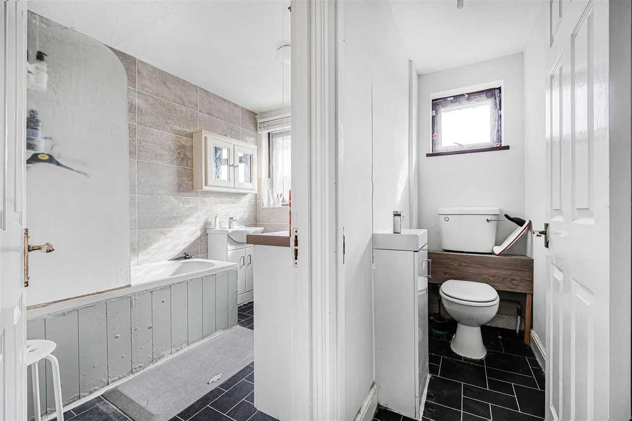 Gayhurst Close, Caversham, RG4, photo 6