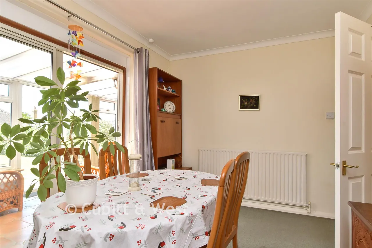 The Crescent, Lancing, BN15, photo 8