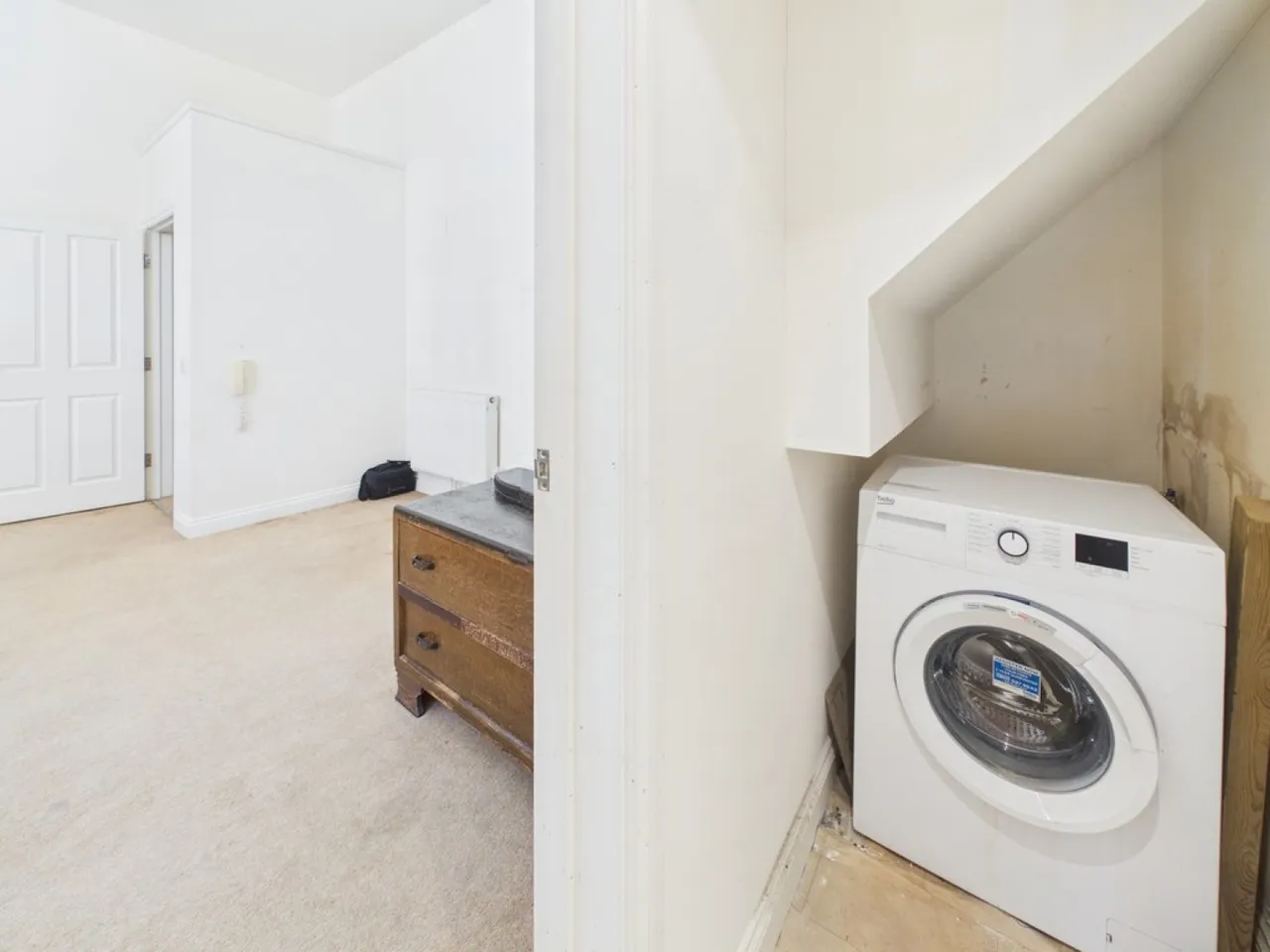 Hollywood Terrace, Wyndham Street West, photo 9