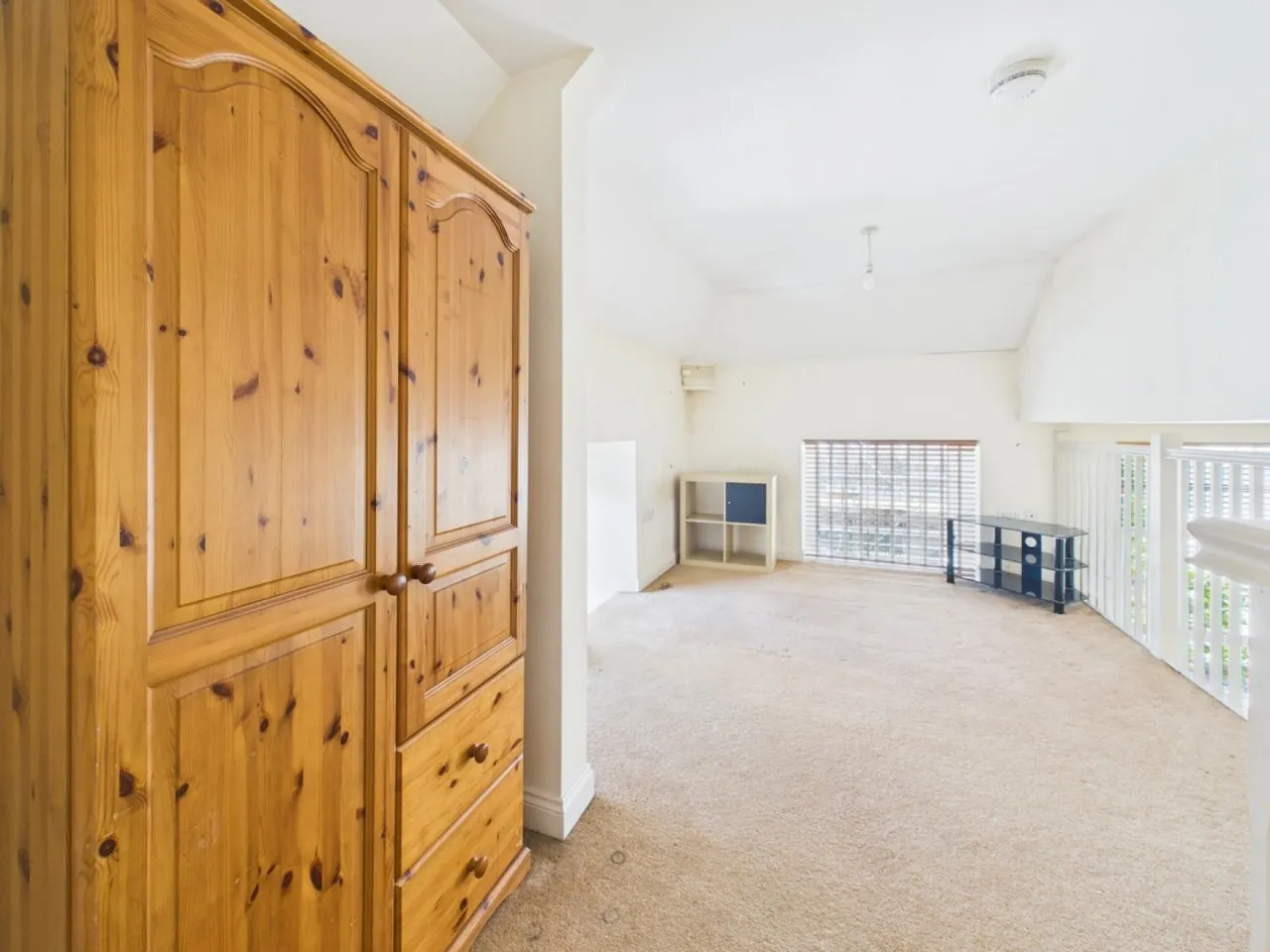Hollywood Terrace, Wyndham Street West, photo 12