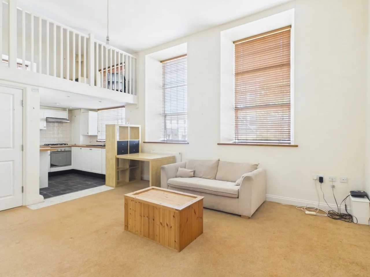 Hollywood Terrace, Wyndham Street West, photo 5