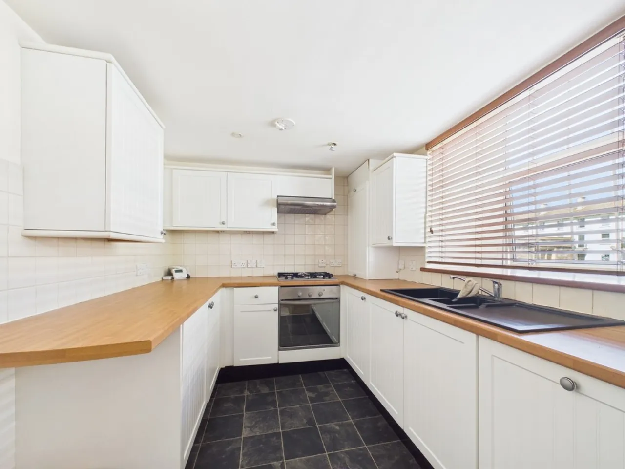 Hollywood Terrace, Wyndham Street West, photo 7