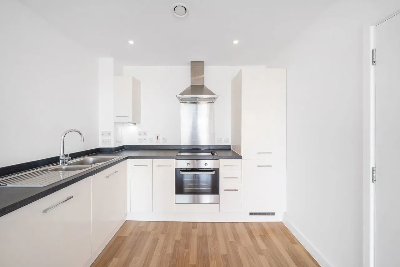 Cranston Court, Shepherd's Bush, W12, photo 4