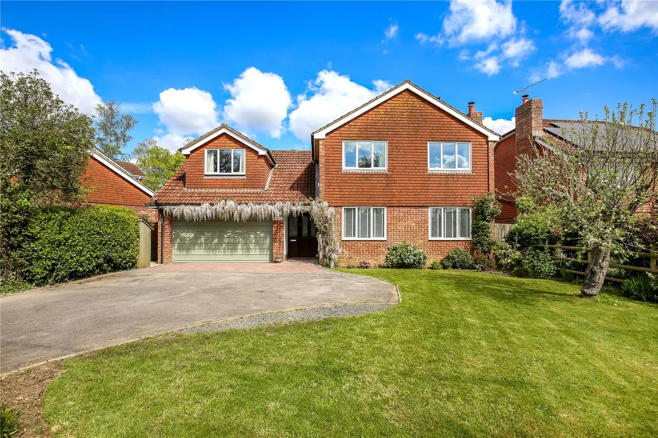 Gazing Lane, West Wellow, Romsey, Hampshire, SO51 6BS, photo 17