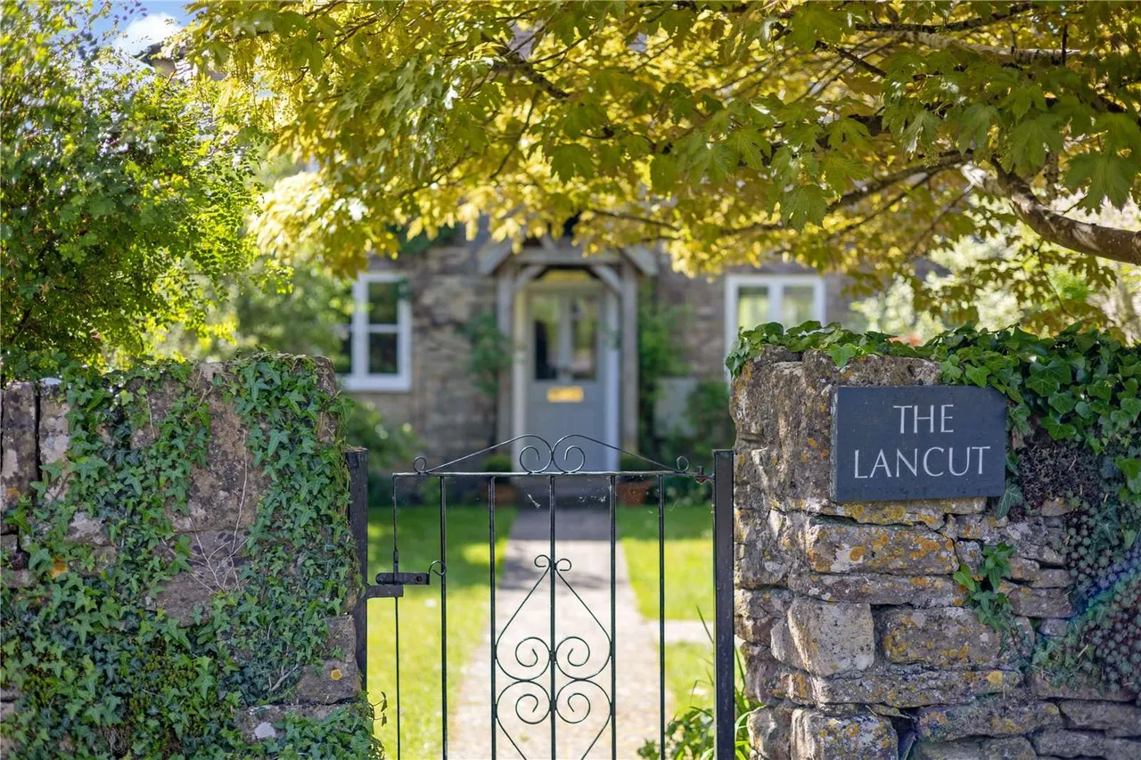 The Green, Leafield, Witney, Oxfordshire, OX29 9NP, photo 11