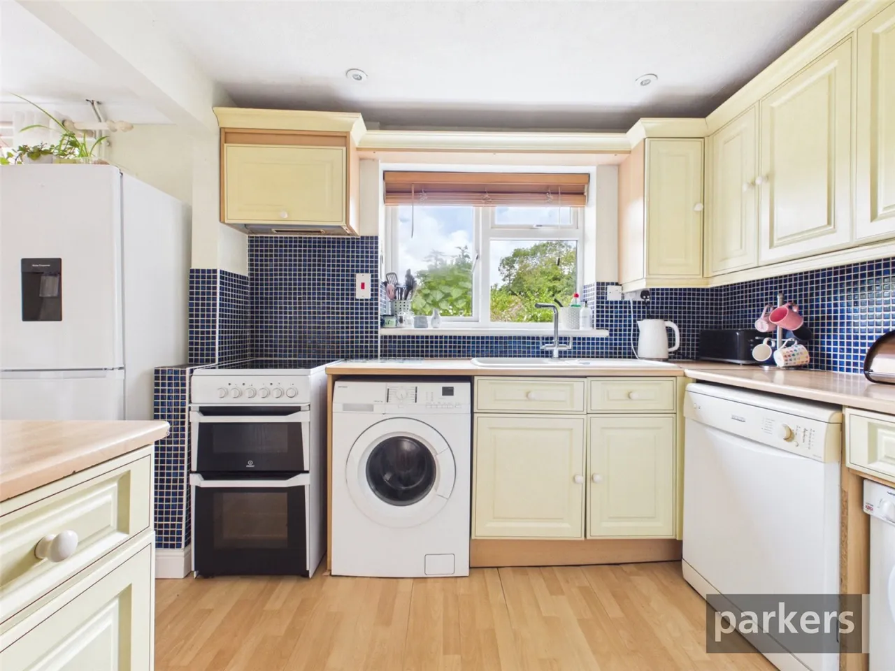 Woodside, North Leigh, OX29, photo 3