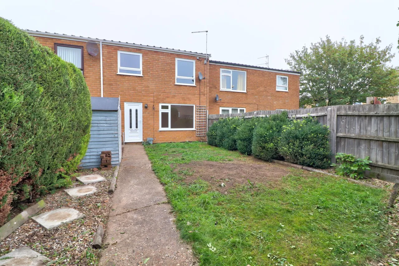 3 bed house for sale, Springvale, Gayton, PE32