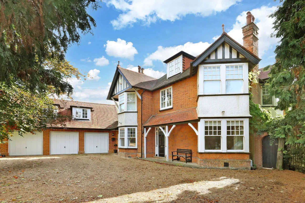 8 bed house for sale, Ledborough Lane, Beaconsfield, HP9