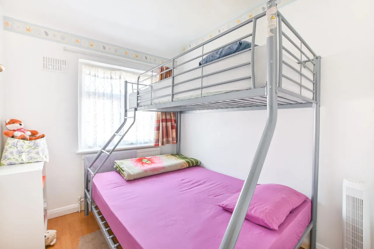 59 Review Road, London, photo 12