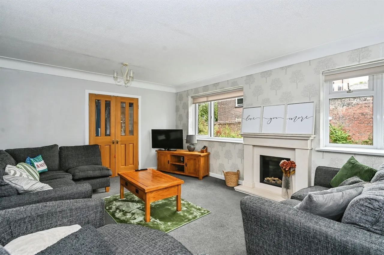 Tree Bank Close, Runcorn, WA7, photo 12