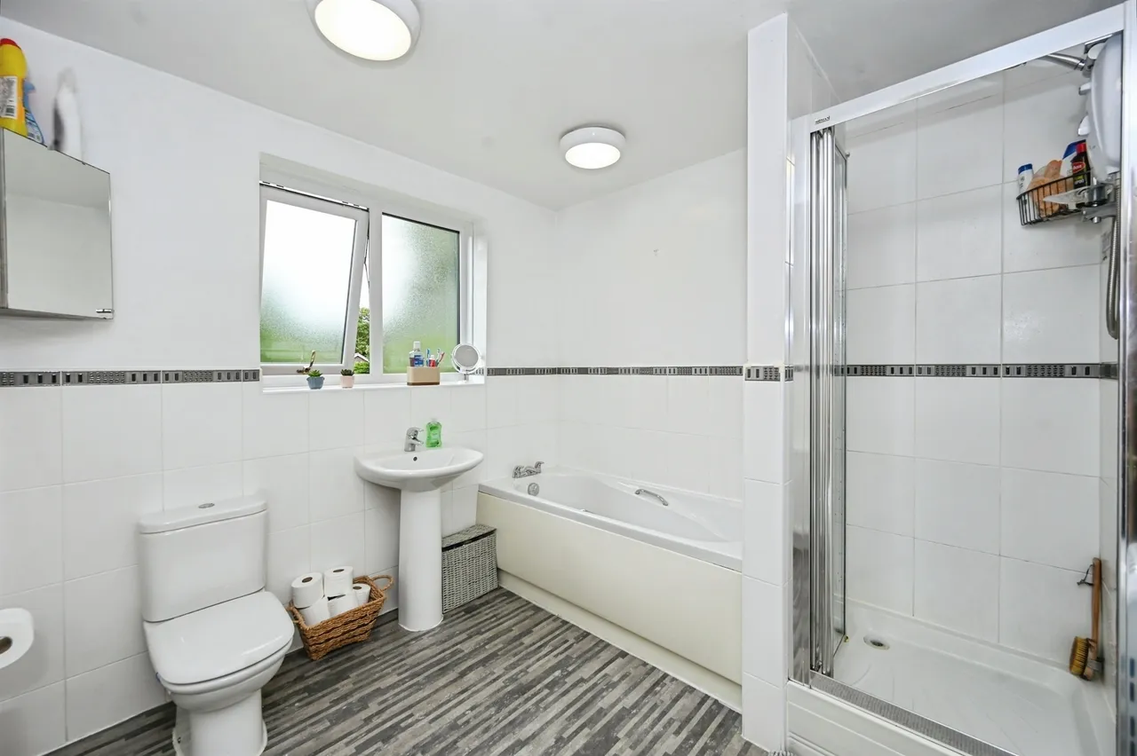 Tree Bank Close, Runcorn, WA7, photo 18