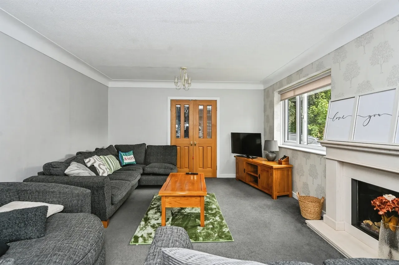 Tree Bank Close, Runcorn, WA7, photo 11