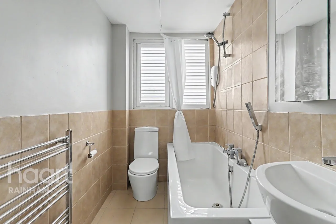 Durrants Close, Rainham, RM13, photo 11
